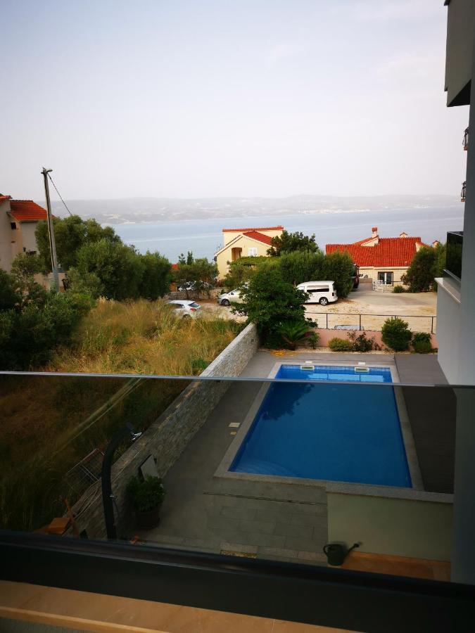 Apartments Marina Omiš Exteriör bild